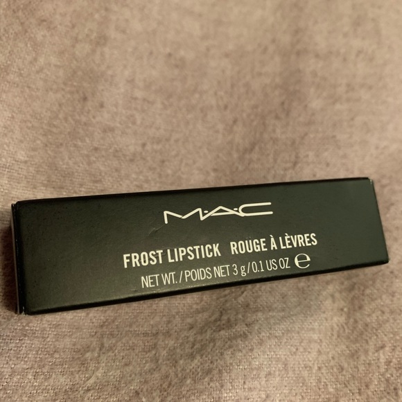 ***Sold***M·A·C Frost Lipstick cb96 - Picture 3 of 4